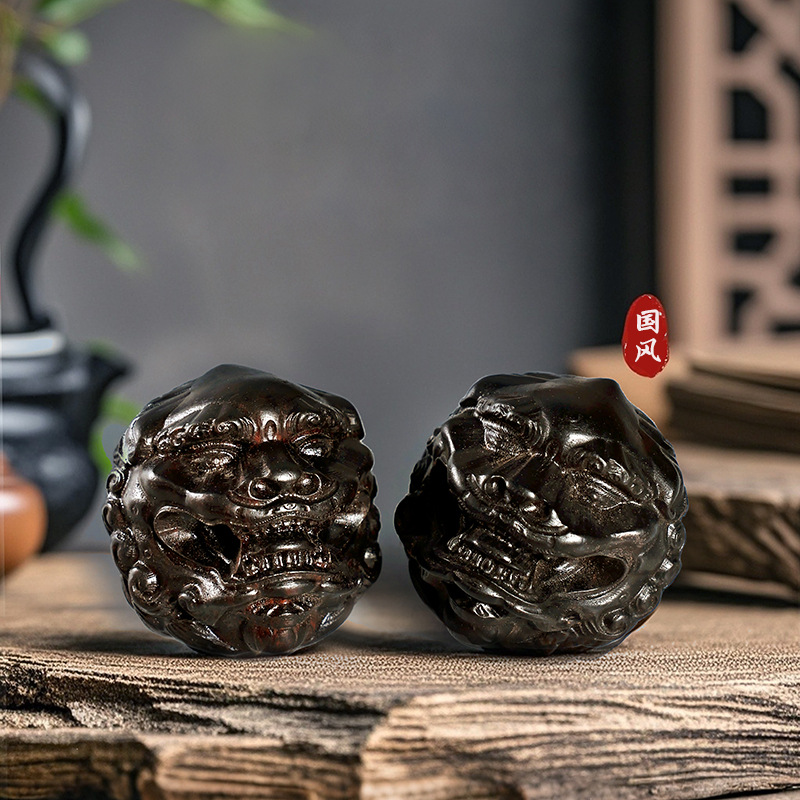 Chinese Black Sandalwood Carve - Art Craft Easter recension och pris
