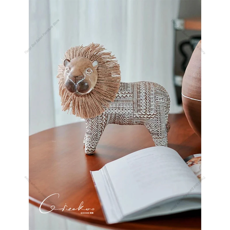 ​​Nordic Style Artistic Lion M - Art Craft Room Ideas recension och pris