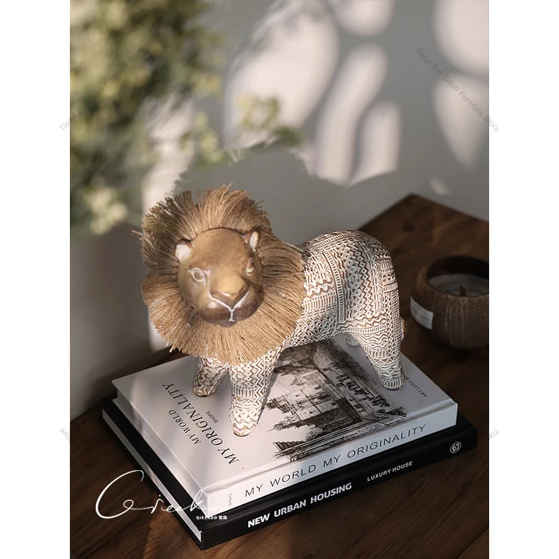 ​​Nordic Style Artistic Lion M - Art Craft Room Ideas recension och pris
